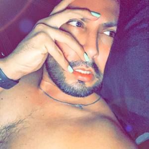 Meet your Posher, Armani